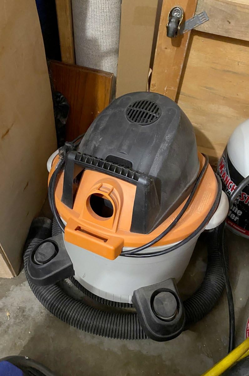 RIDGID Wet Dry Vacuums VAC1200 Heavy Duty Wet Dry Vacuum Cleaner and Blower Vac, 12-Gallon, 5.0 Peak Horsepower Detachable Leaf Blower Vacuum Cleaner with Pro-Grade Hose customer photo 1