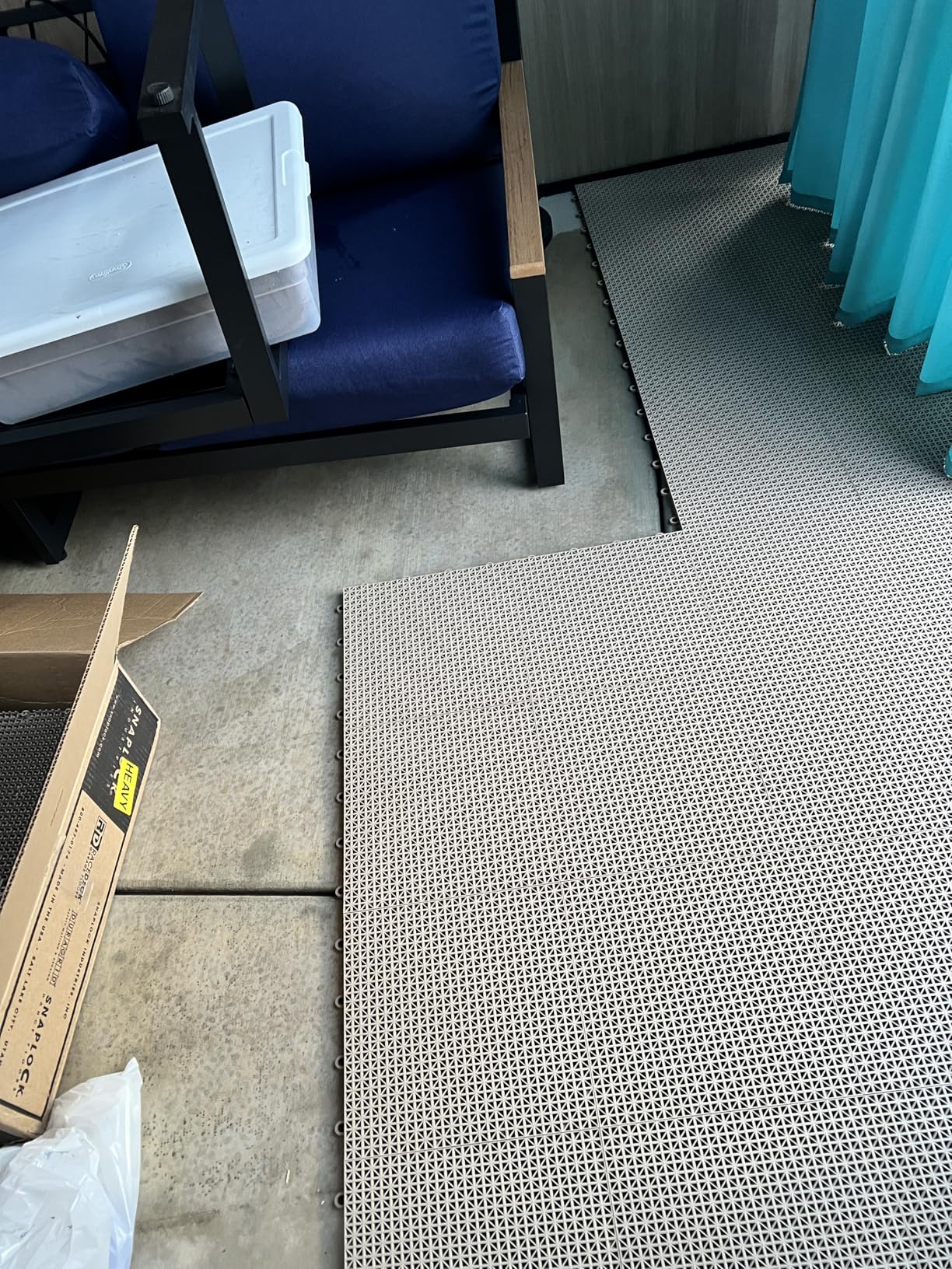 Big Floors DuraGrid Deck Tiles, Interlocking Outdoor Tiles for Patio, Self-Draining, UV-Resistant, Water-Resistant Modular Flooring, 40 Pack, Beige customer photo 1