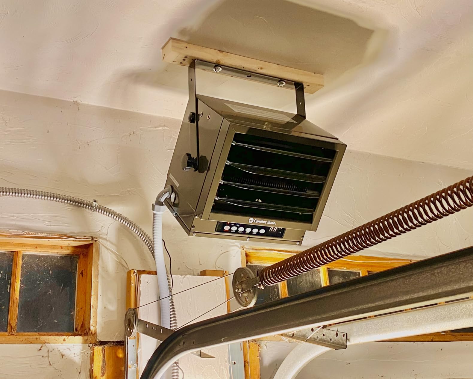 Comfort Zone Hard-Wired Ceiling Mount Garage Space Heater with Remote, 7,500 Watt, 240 Volt, Fan-Forced, Overheat Protection, Digital Thermostat, 12-Hour Timer, CZ230ER customer photo 1