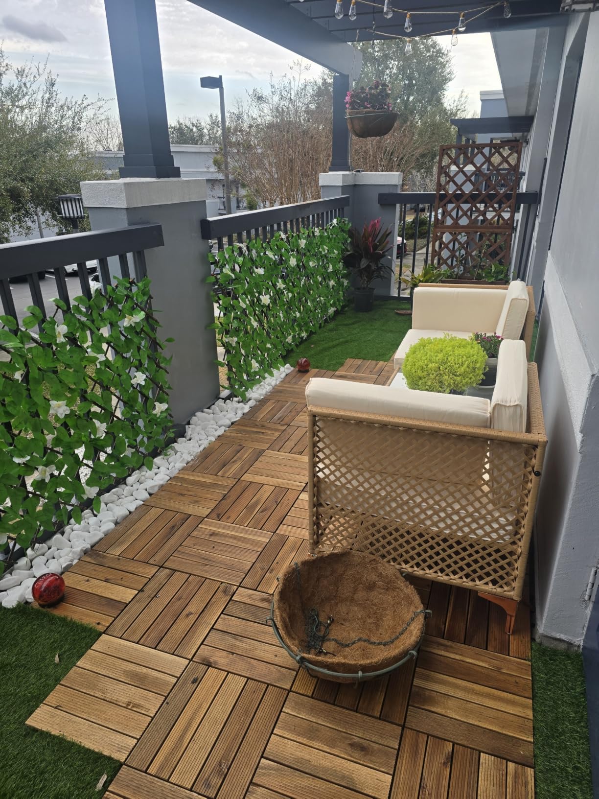 Yaheetech 27PCS Interlocking Deck Tiles Outdoor Patio Floor, Black | Acacia wood on snap-together PP bases covers concrete patios, decks and balconies customer photo 2