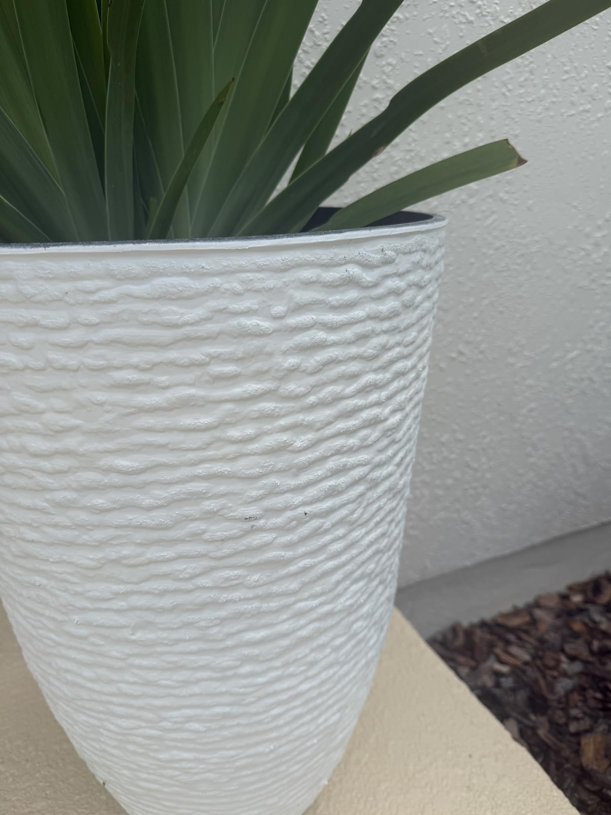 Worth 9 Gallon Tall Round Planters Set of 2-14