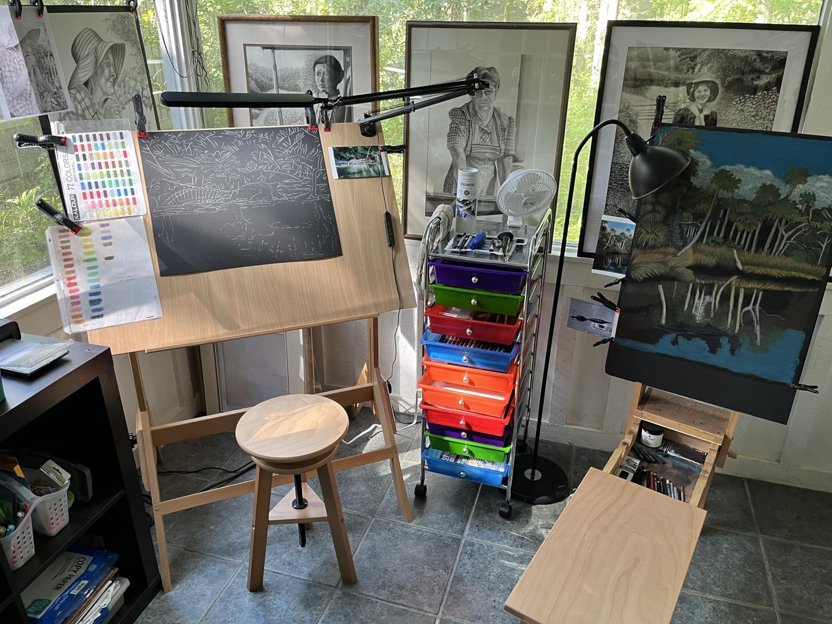 MEEDEN Wood Drafting Table & Stool Set,Artist Stool and Craft Table with Adjustable Height,Tiltable Tabletop for Artwork, Graphic Design, Reading, Writing customer photo 2