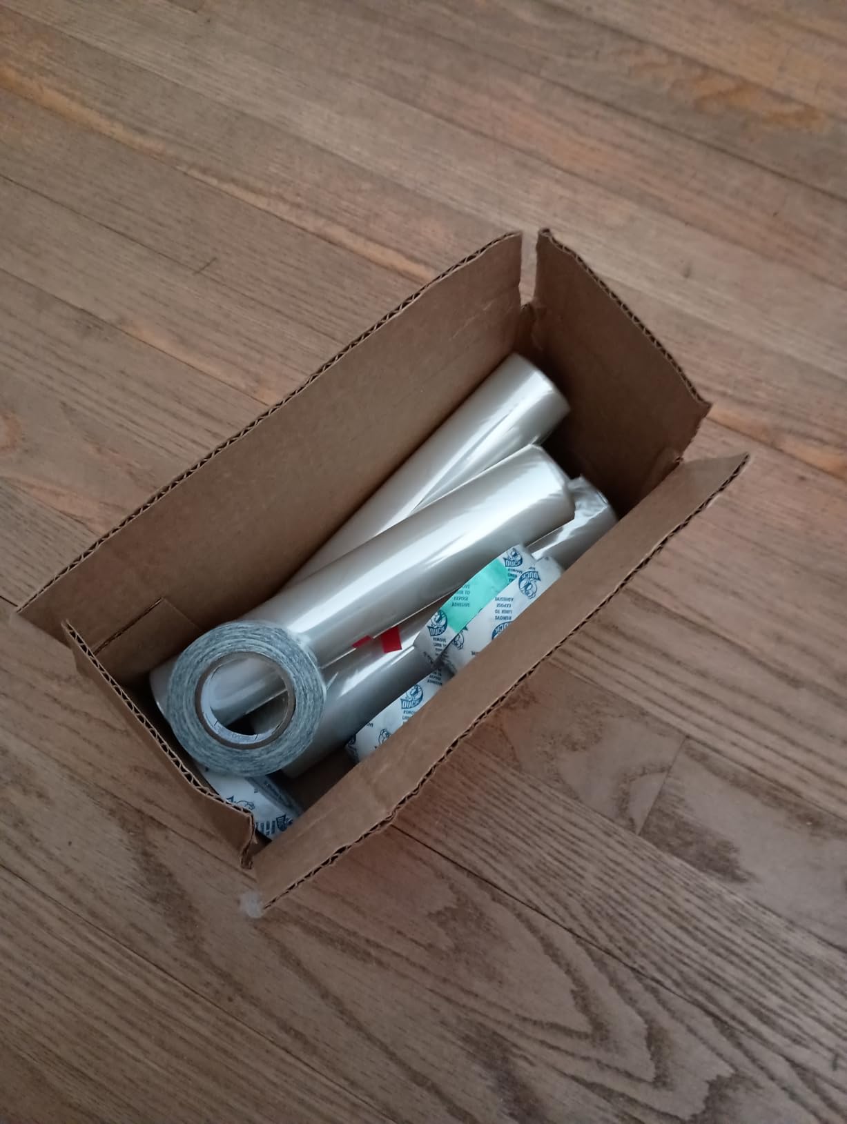 Duck Brand Winter Window Insulation Kit - Window Seal Rolled Shrink Film Covers Up to 15 Windows customer photo 1