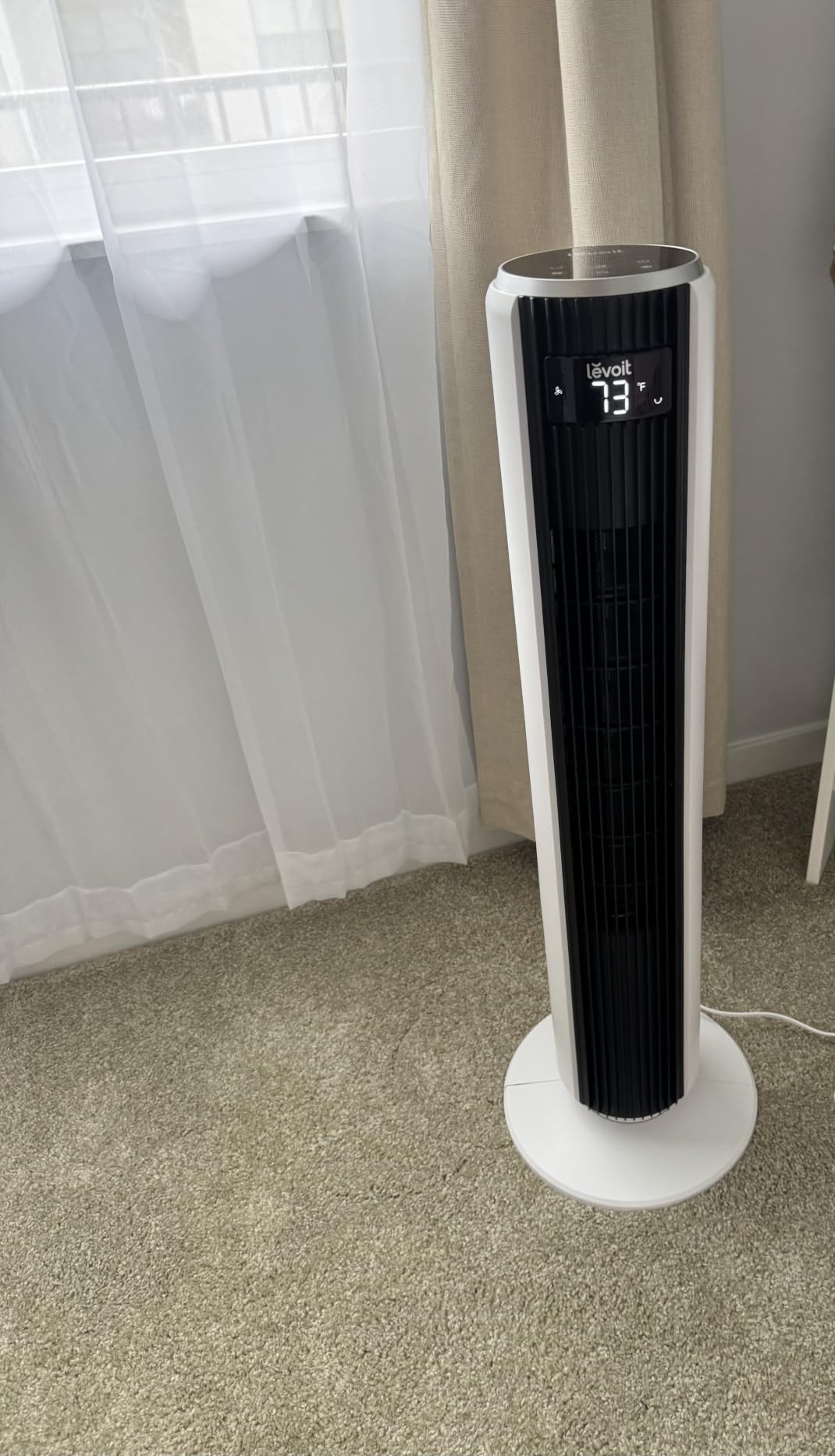 Levoit Tower Fan for Bedroom, 28ft/s Fans that Blow Cold Air, 28dB Quiet customer photo 2