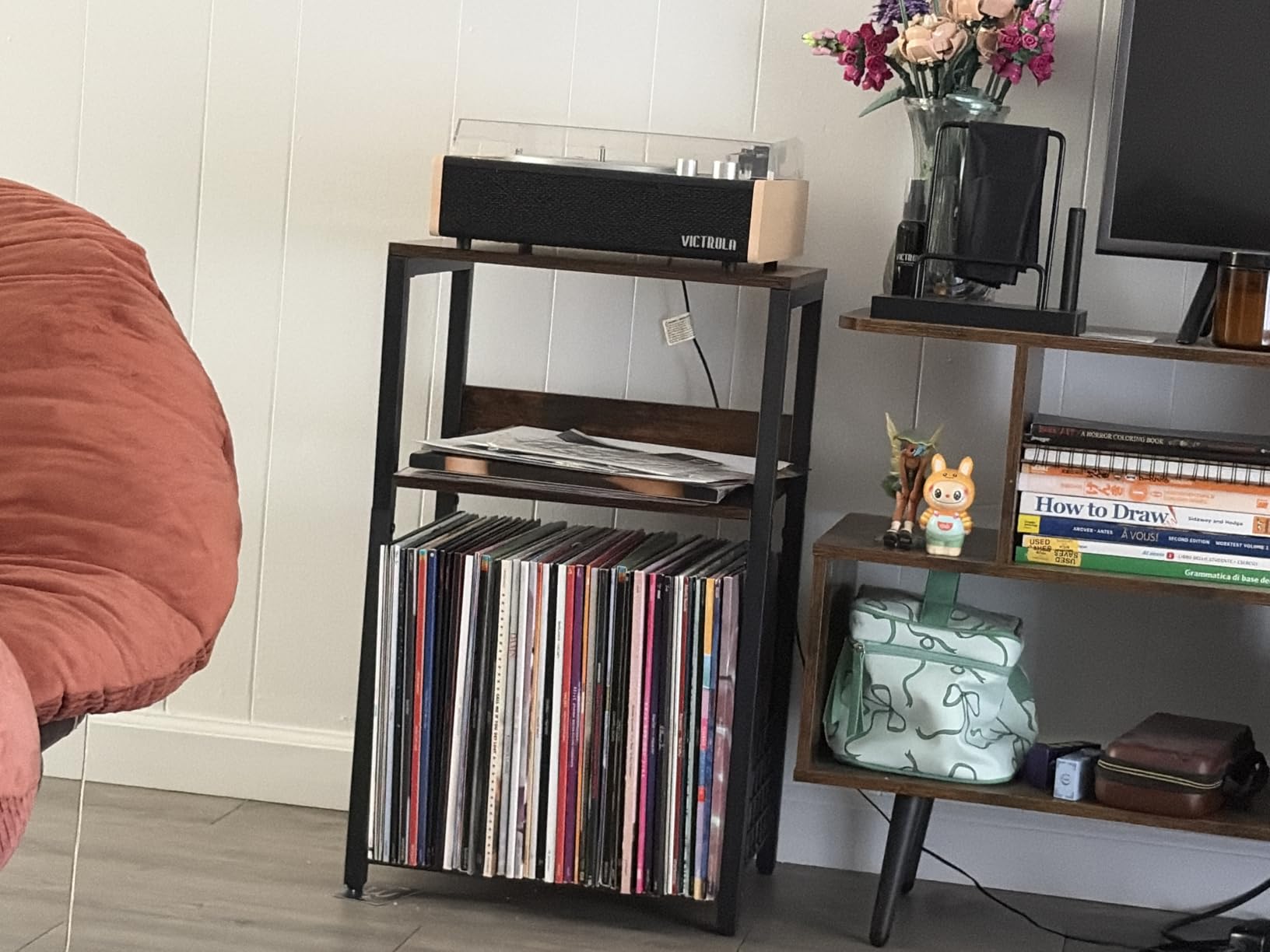 LELELINKY 3 Tier End Table, Record Player Stand with Storage Up to 100 Albums, Turntable Stand for Vinyl, Brown Records Shelf for Living Room Bedroom customer photo 2