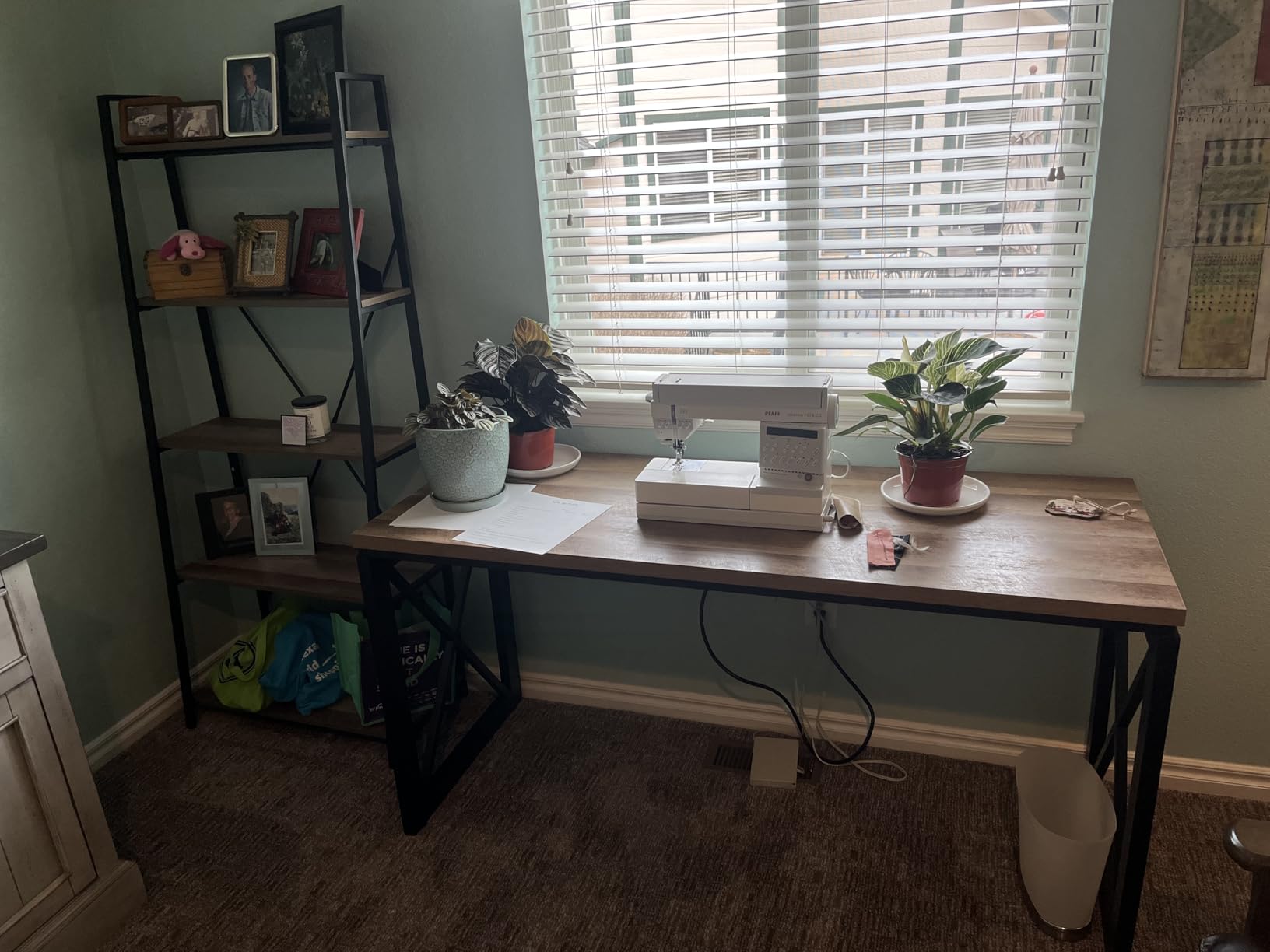 Ladder Shelf Bookcase, 5-Tier Industrial Ladder Bookshelf, Tall Living Room Shelves, Wood and Metal Leaning Shelf for Home Office, Kitchen, Bedroom, Balcony (Rustic Oak) customer photo 1