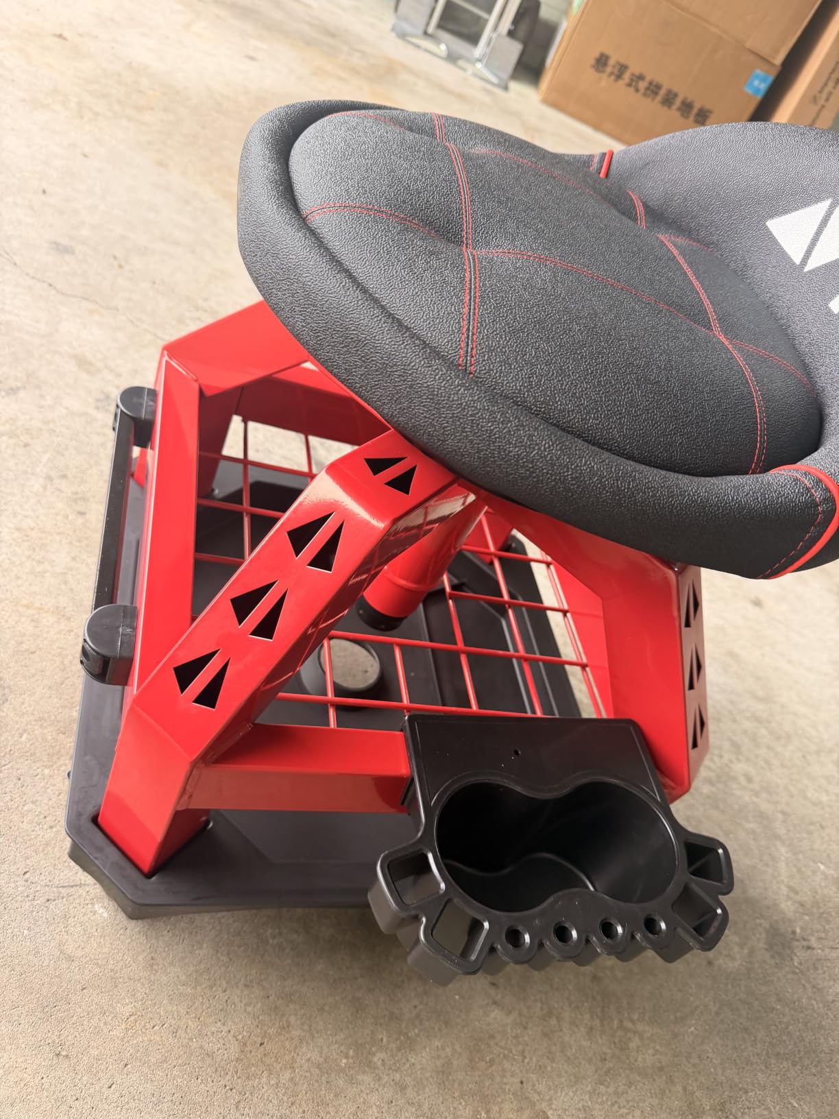 Rolling Shop Stool for Garage with Casters, DO02-Adjustable Height 360° Swivel Shop Seat with Tool Tray Storage, 330 LBS Capacity Padded Mechanic Stool, Magnetic Tool Hold, Heavy Duty, Red customer photo 2