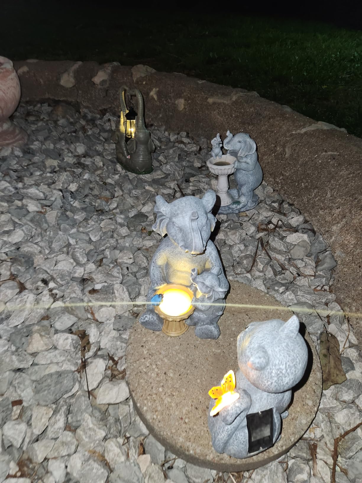 GIGALUMI Solar Garden Statues Bird Bath Elephant 9