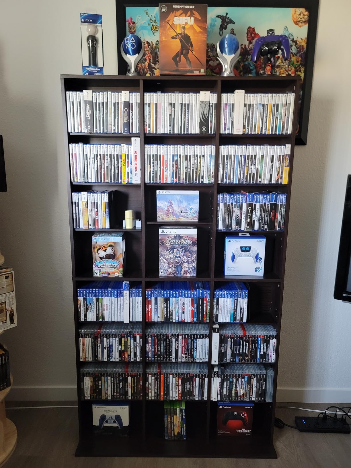 VEVOR Media Storage Cabinet, CD Rack Tower, 34 Compartments Rotating Media Tower Rack for CDs, DVDs, Books and Game Discs, DVD Stand for Living Room, Home Office and Recording Room, Brown customer photo 2