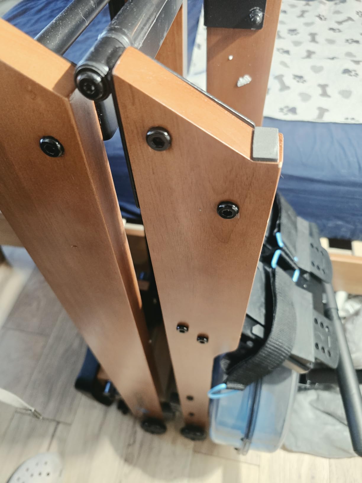Merach R280 Water Rowing Machine, Foldable & Space-Saving, 400lbs Capacity customer photo 1