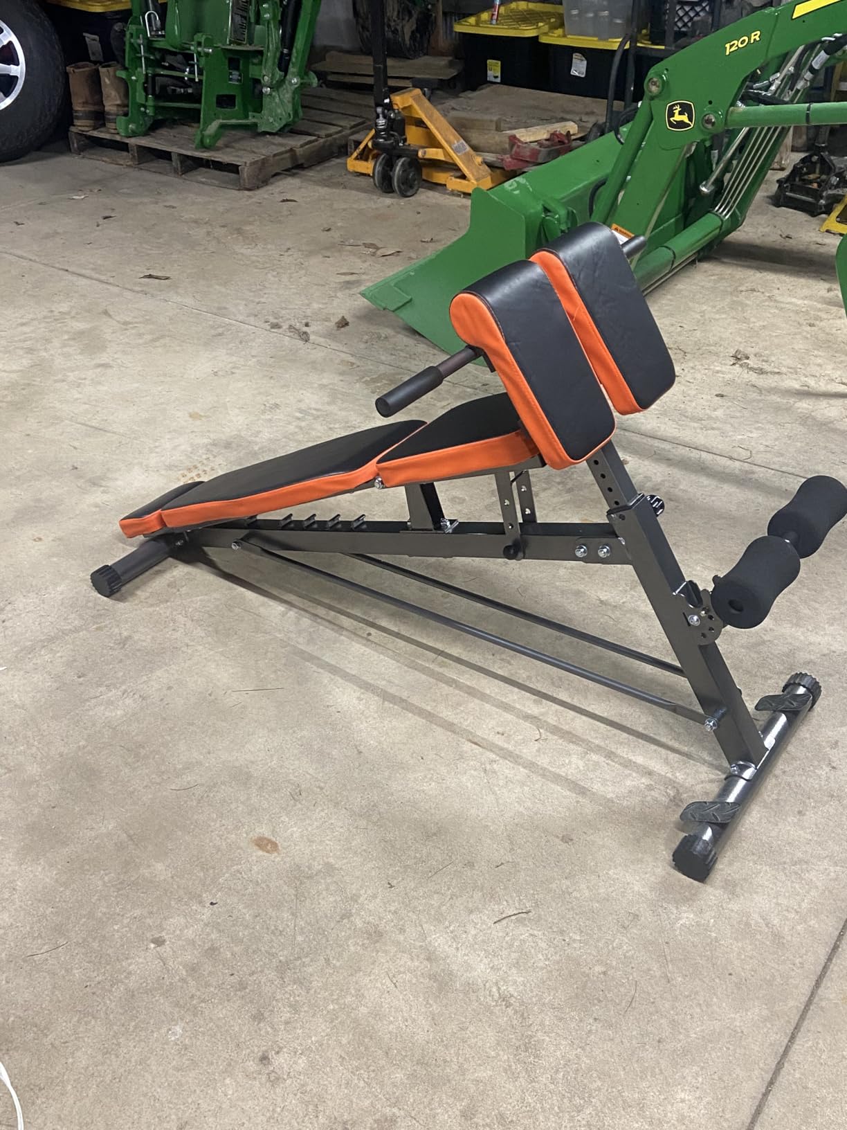 XDDIAS Roman Chair, Adjustable Weight Bench Back Extension Machine for Home Gym customer photo 1