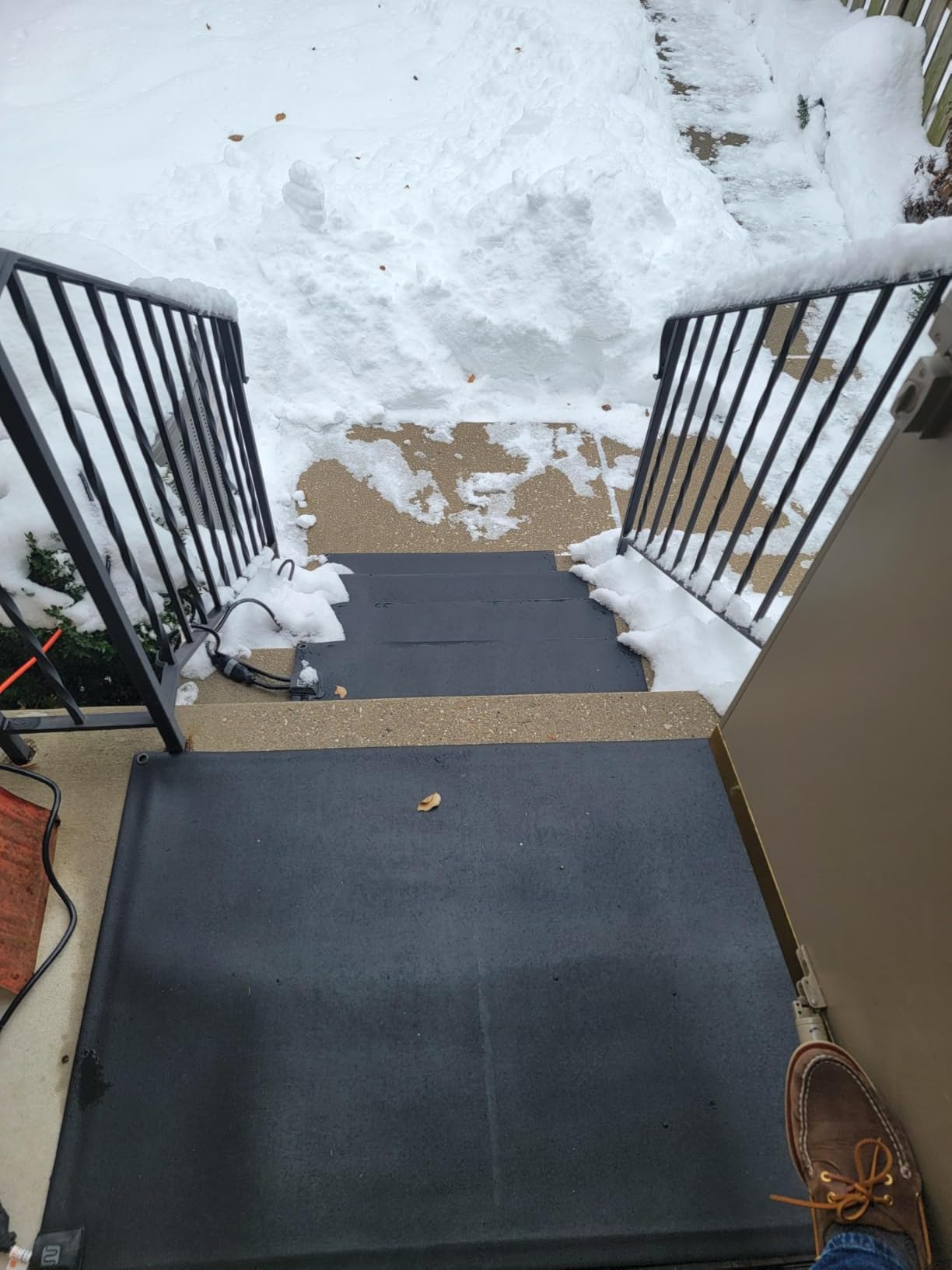 HeatTrak Heated Snow Melting Mat with Power Cord for Stairs - Heated Outdoor Mats - Electric Snow Melting Mats for Winter Snow and Ice Removal - No-Slip Stair Heating Mats (10