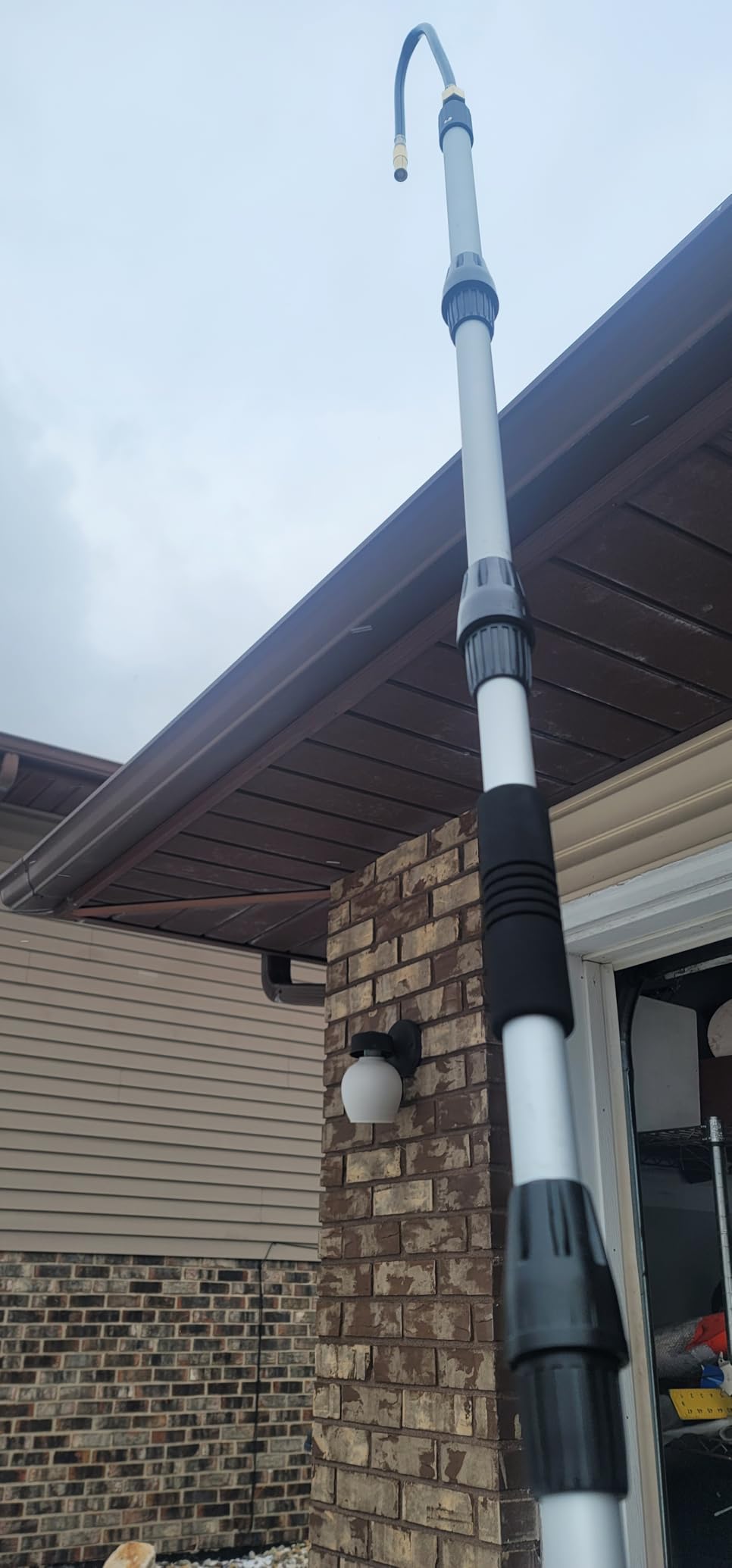 Gutter Cleaning Tools from The Ground, 24FT Reach Rain Cleaner with Bendable Wand and Quick Connect Adapter for Garden Hose customer photo 2