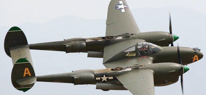 Academy P-38 Lightning (J, Droopsnoot, Pathfinder, Recon), Black 0.5 Liters customer photo 2