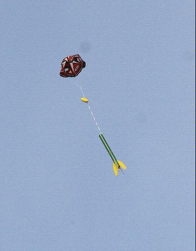 Estes 1948 Big Bertha Rocket-Building Kit, Intermediate Flying-Rocket-Model Kit for Ages 10+ customer photo 1