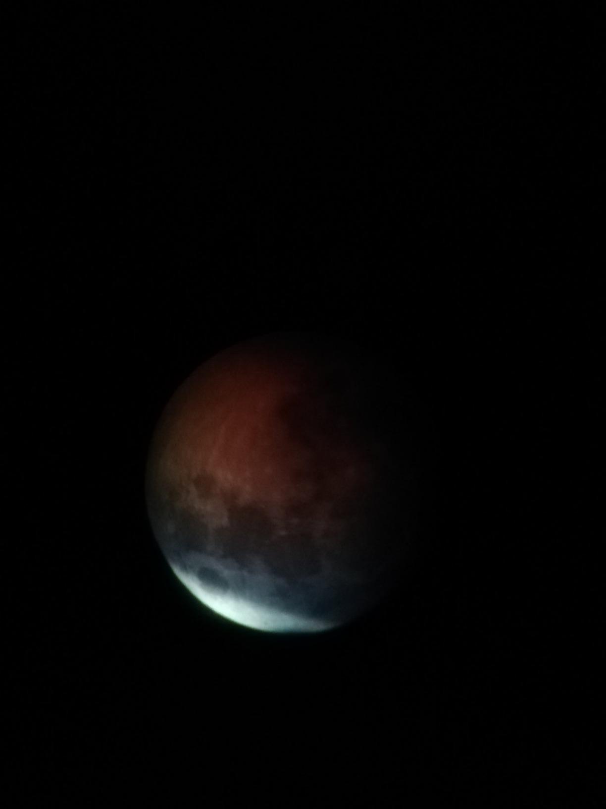 Celestron PowerSeeker 127EQ Reflector Telescope for Home Astronomy | German Equatorial Mount, Bright Views of the Moon, Planets & Deep Sky, Slow-Motion Controls, Stable Tripod, Easy to Use customer photo 1