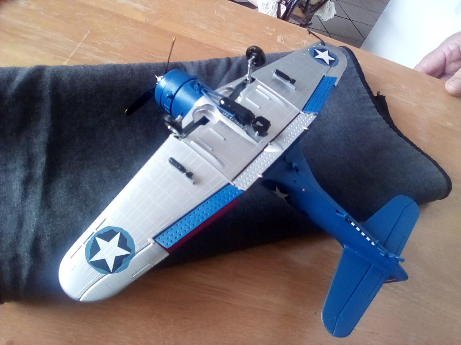 Revell 1:48 SBD Dauntless, Gray customer photo 2