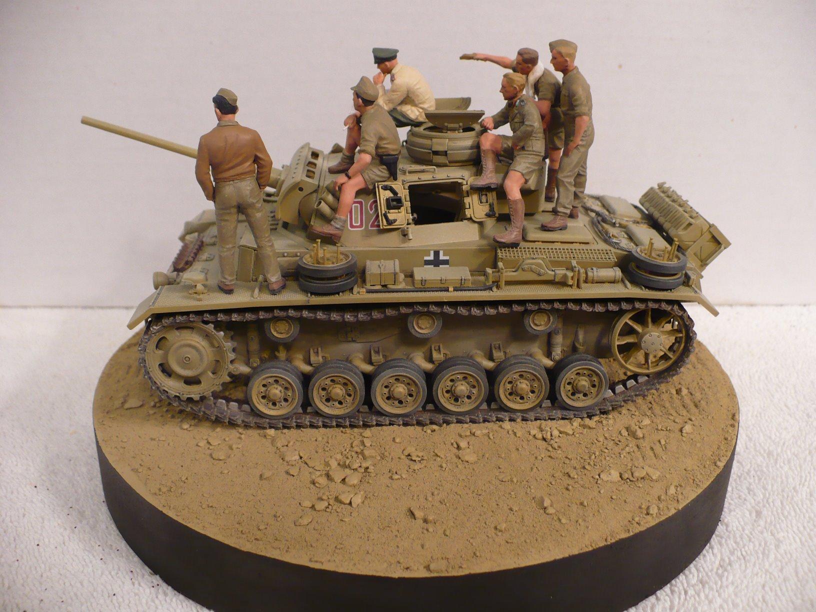 Tamiya 35215 1/35 German Pz. Kpfw III Ausf. L Tank Plastic Model Kit customer photo 2