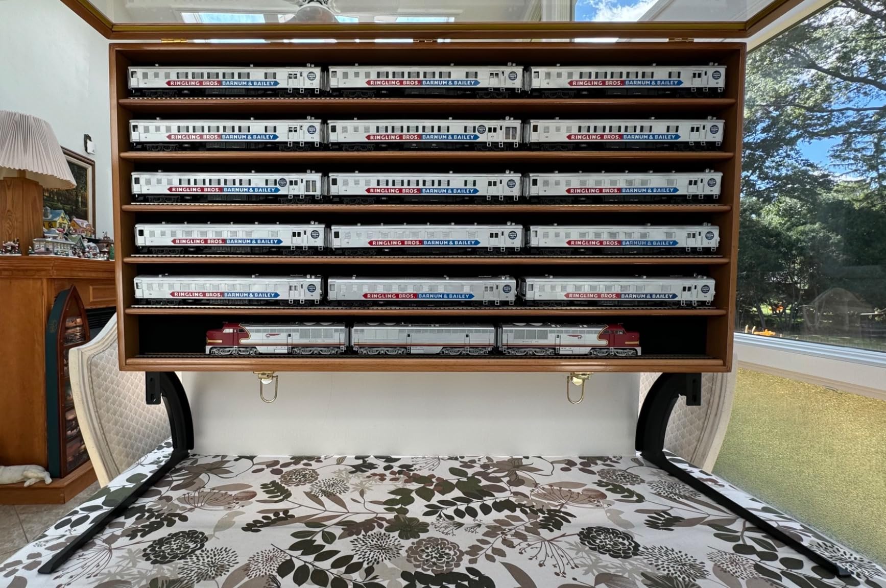 sfDisplay.com,LLC. HO Scale Model Train Display Case Cabinet Wall Rack w/98% UV Protection- Lockable -Black customer photo 1