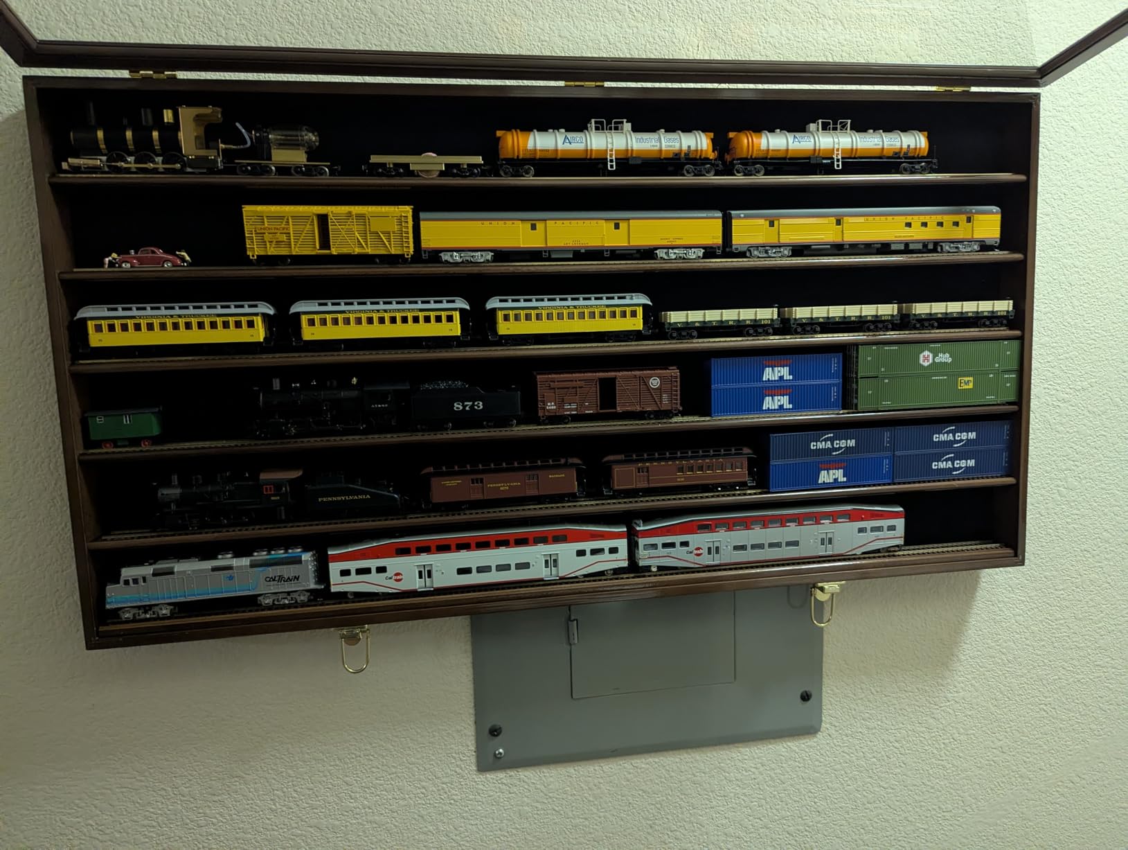 HO Scale Model Train Display Case Cabinet Wall Rack w/98% UV Protection- Lockable -Walnut customer photo 2