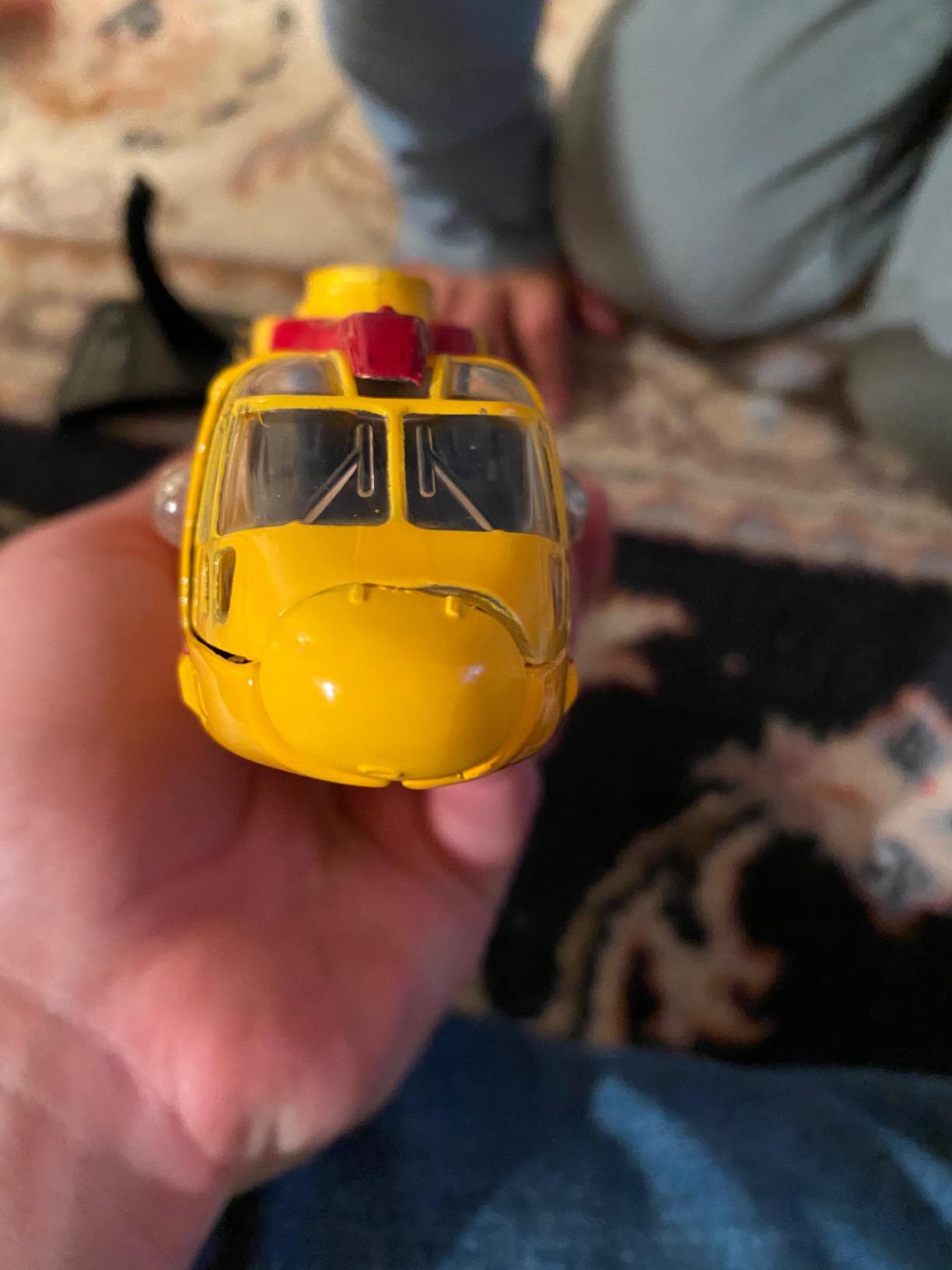 AgustaWestland AW101 (EH101) Helicopter Yellow Canada Forces Search & Rescue Sky Pilot Series 1/72 Diecast Model by New Ray customer photo 1