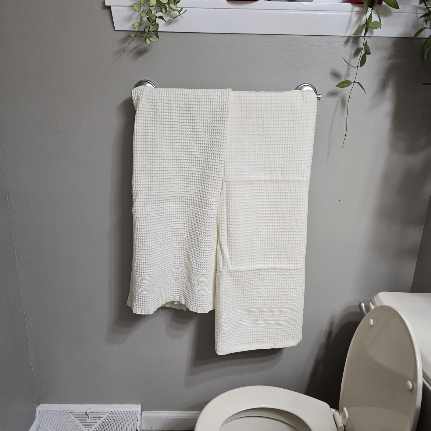 GILDEN TREE Waffle Towels for Bathroom, 100% Cotton Quick Dry Towel, Waffle Bath Towels Large, Absorbent Lightweight Travel Towel, Bath Towels Set of 2, Classic Style (White) customer photo 1