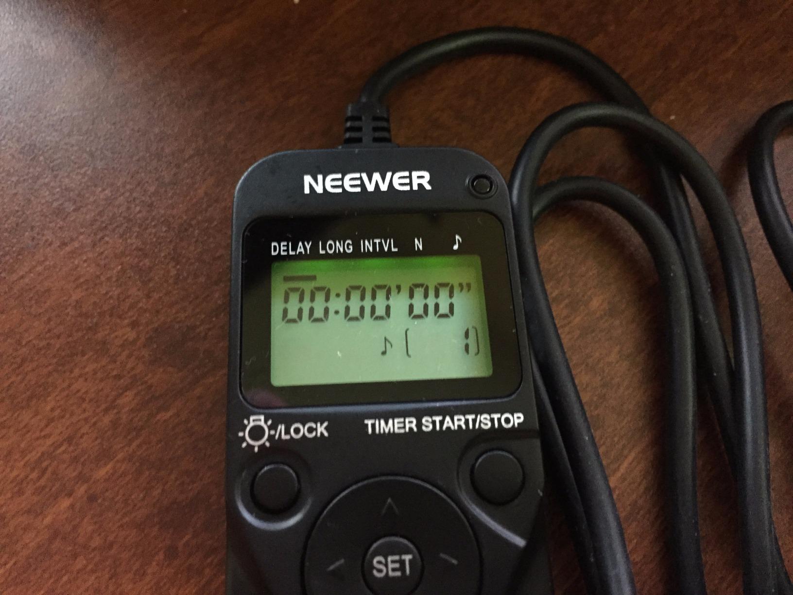 Neewer LCD Timer Shutter Release Remote Control for Canon 700D/T5i, 650D/T4i, 550D/T2i, 500D/T1i, 350D/XT, 400D/XTi, 1000D/XS, 450D/XSi, 60D, 100D, and Pentax customer photo 2