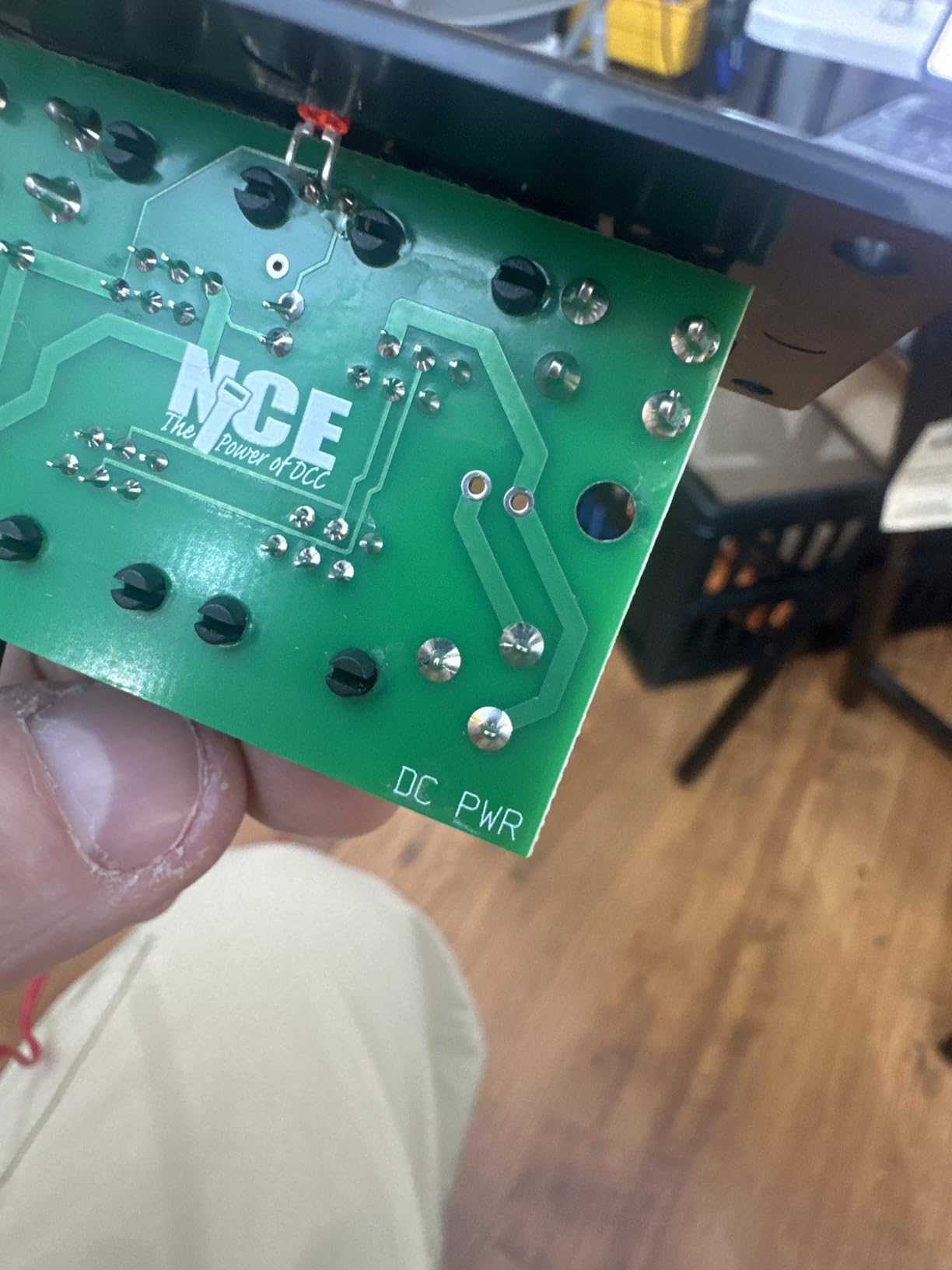NCE Power Cab DCC Starter Set NCE5240025 customer photo 1