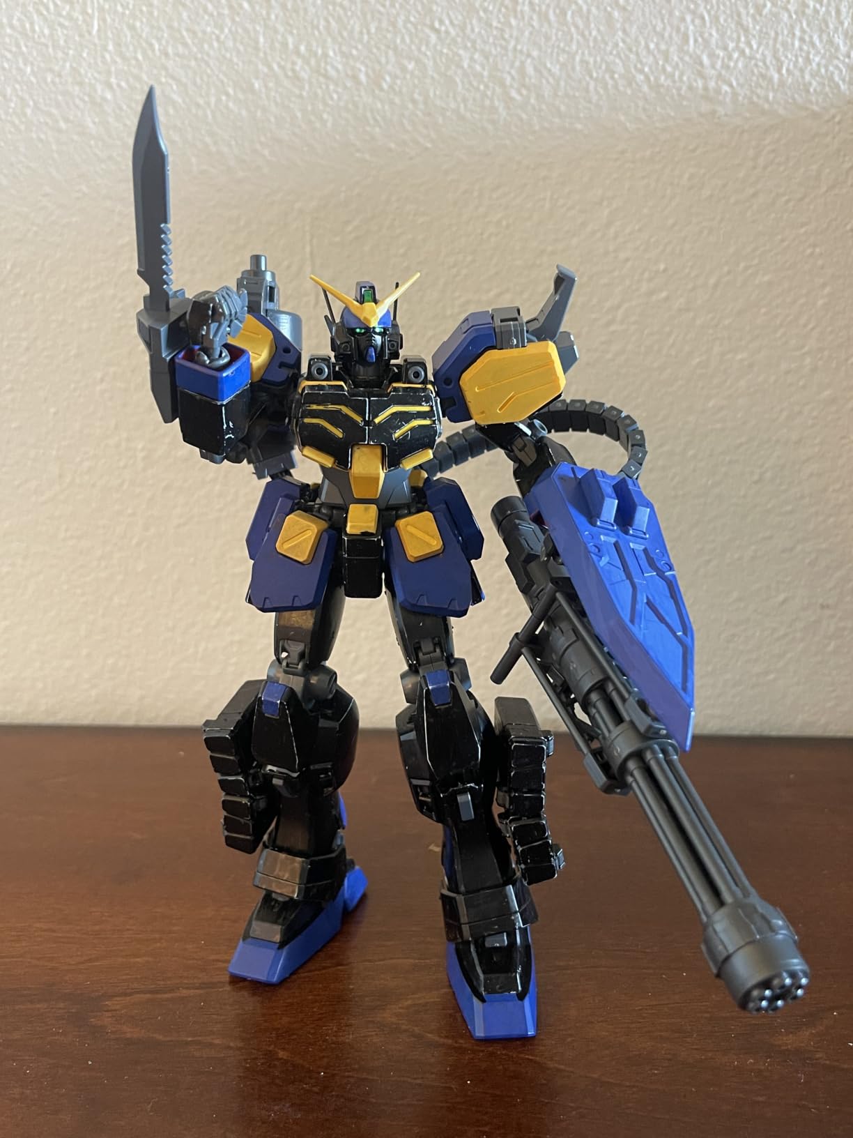 Bandai Gundam Heavyarms Ver EW 1/100 Master Grade customer photo 1