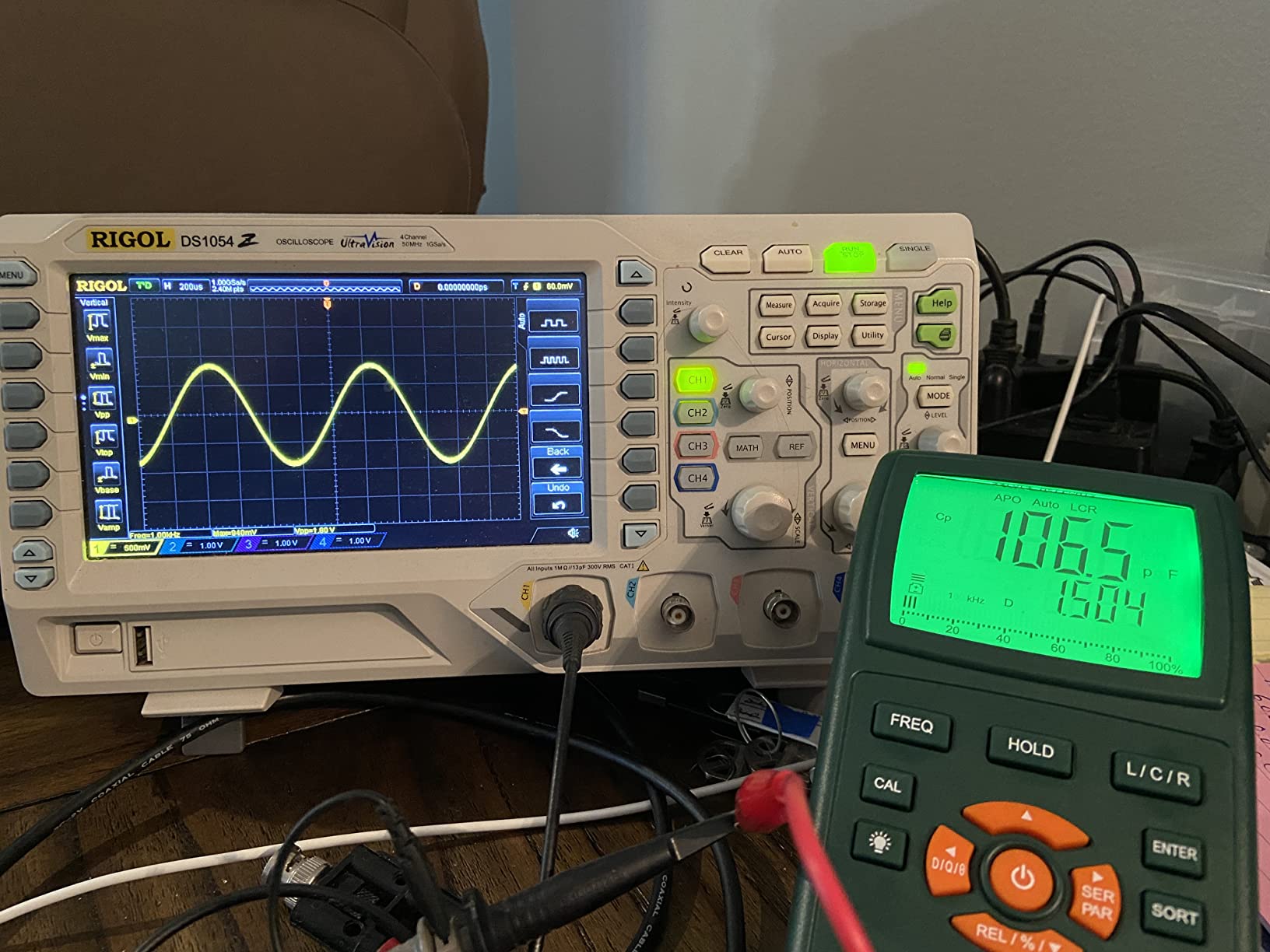 Extech LCR200 - Passive Component LCR Meter | Inductance, capacitance, resistance, Q/D/theta, 20000/2000-count dual display, 100Hz-100kHz, test fixture customer photo 1