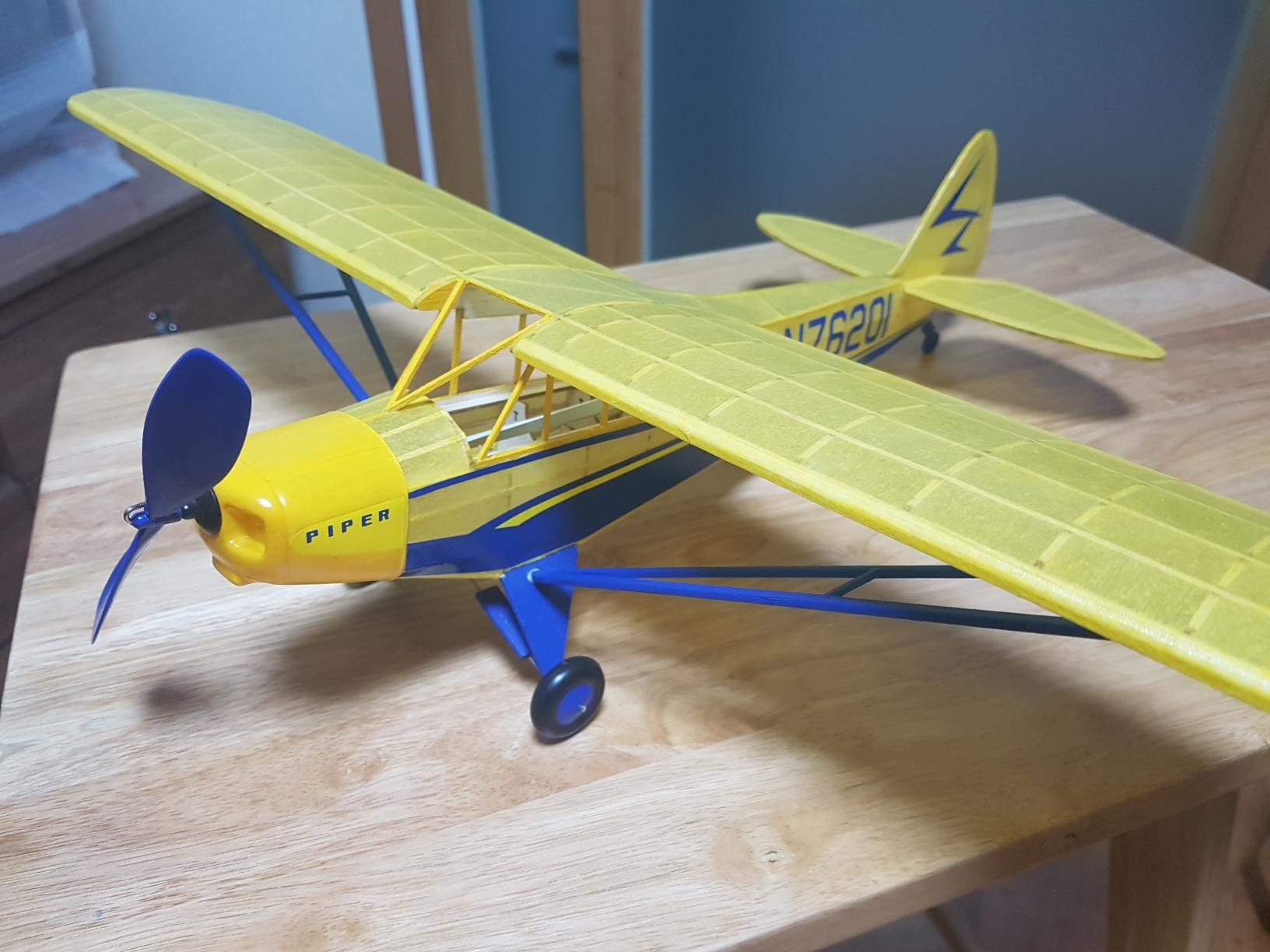 Guillow's Piper Super Cub 95 Laser Cut Model Kit Blue, Small | Balsa model with 24 in wingspan Includes rubber motor, decals, and parts for electric or gas engine conversion customer photo 2