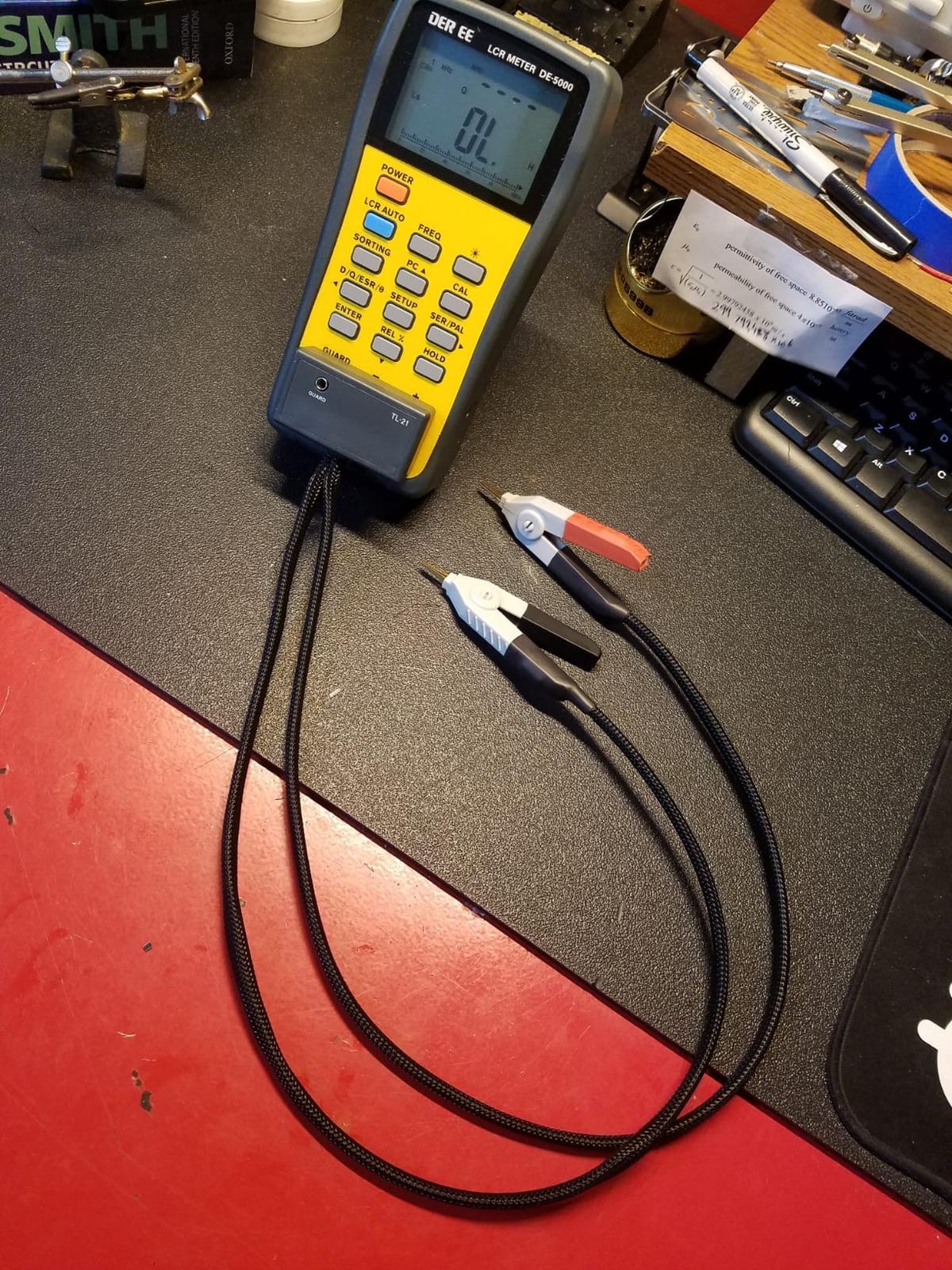 DE-5000 Handheld LCR Meter customer photo 2