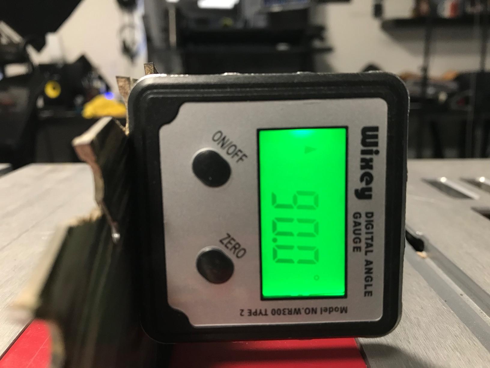 Wixey Digital Angle Gauge for Table Saw & Miter Saw, Magnetic customer photo 1