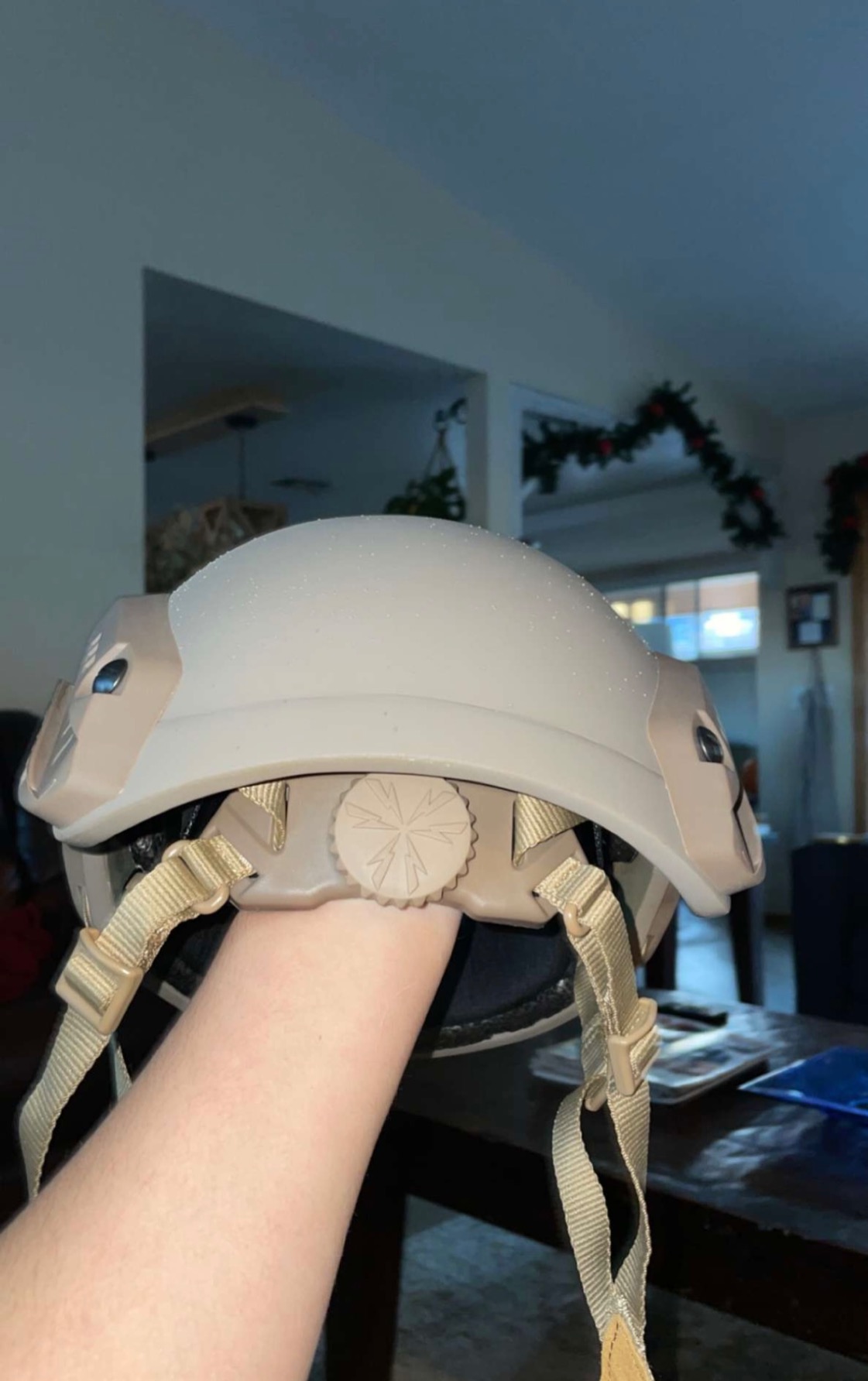 H World Shopping Adjustable Maritime 10 Level of Kevlar Fibre Protective Helmet Tan DE customer photo 1