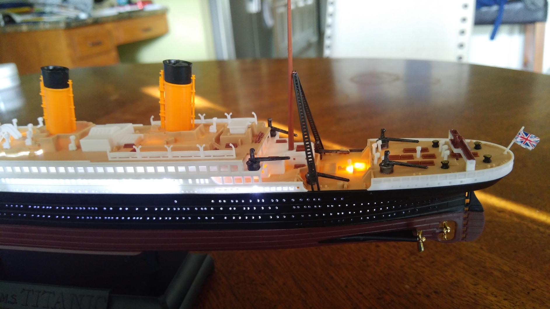 Academy ACA14220 1/350 Scale Plastic Model Kit customer photo 1