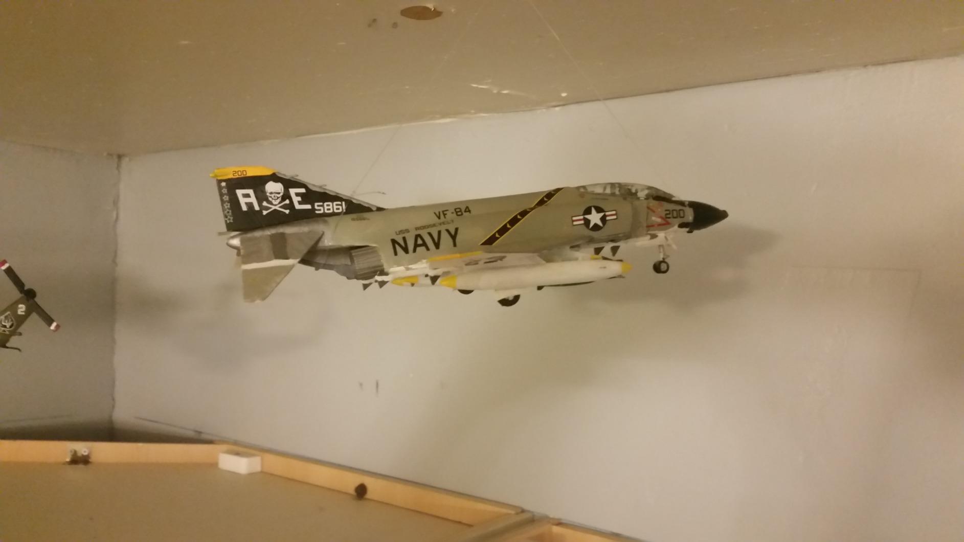 Revell of Germany F-4J Phantom Ll Building Kit customer photo 1