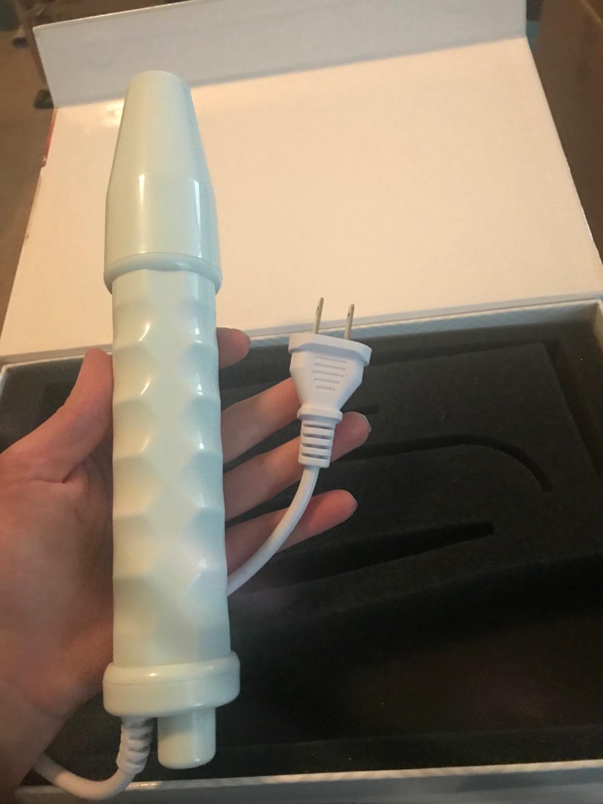 Pure Daily Care NuDerma Handheld Skin Therapy Wand Machine w/Neon – Anti-Aging - Skin Tightening - Wrinkle Reducing - Dark Circles – Clarifying - Hair & Scalp Stimulator customer photo 1