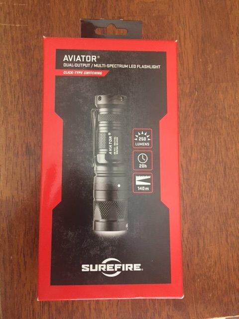 SureFire LED Flashlight - Aviator 250 Lumens (White) 9,300 Candela - Black customer photo 2