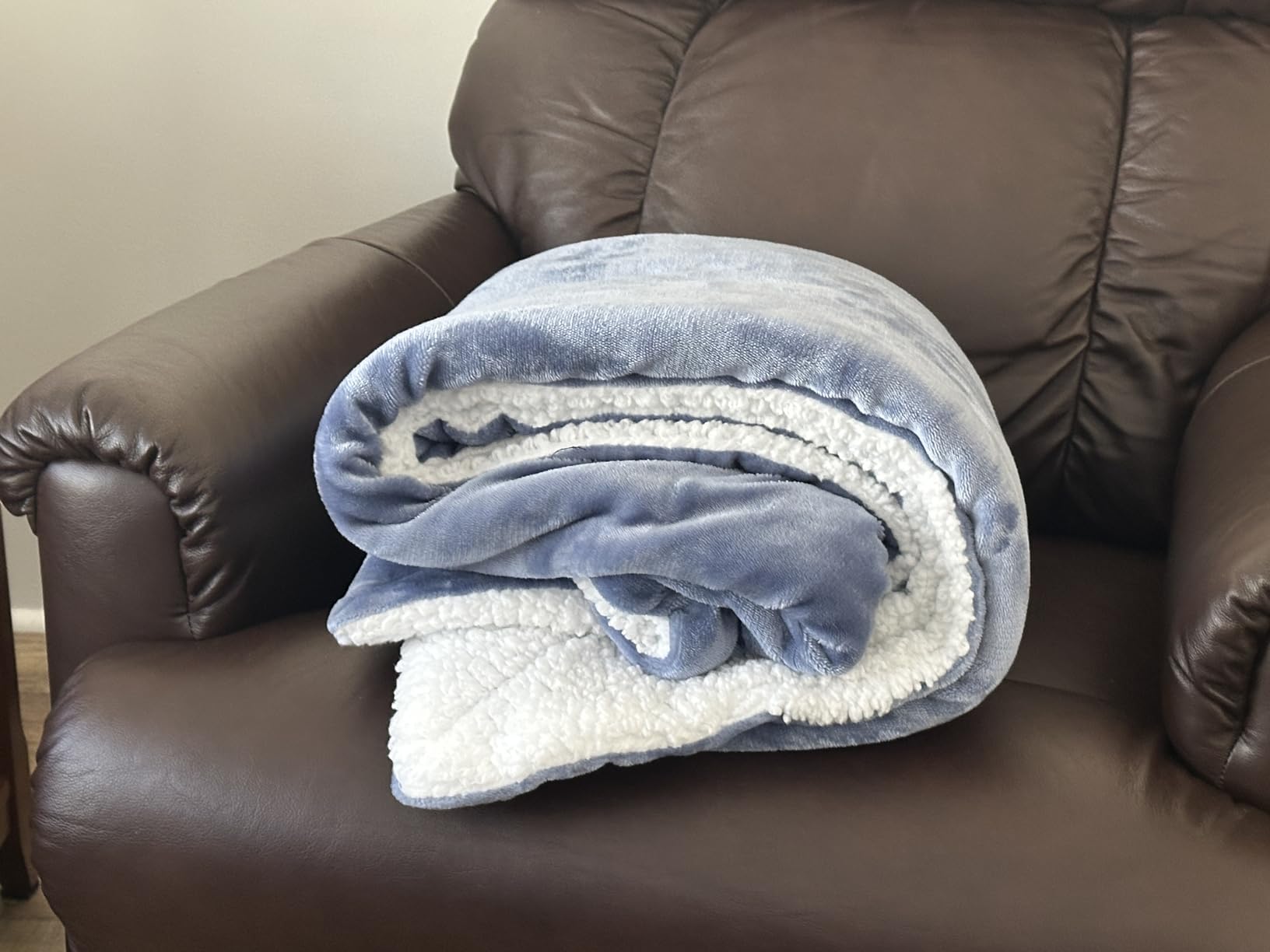 KAWAHOME Sherpa Fleece Throw Size Blanket for Bed, Extra Warm Heavy Thick | 500GSM Super Soft Large Plush Blankets for Winter, Birthday Gift for Adult Men Women, 50