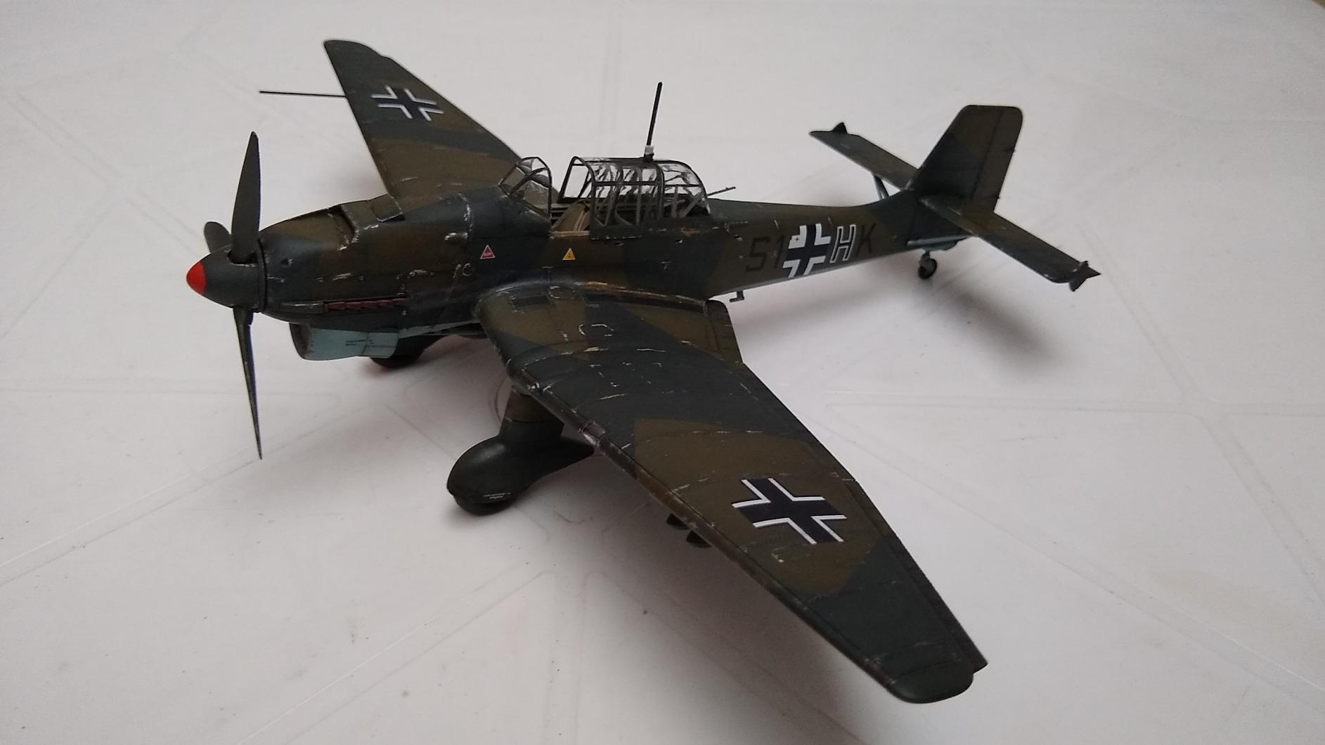 Airfix Model Airplane Kit - A05120B Messerschmitt Bf109E-4 / E-1 Military Aviation Plastic Model Kit, Multicolor - Scale 1:48 customer photo 2