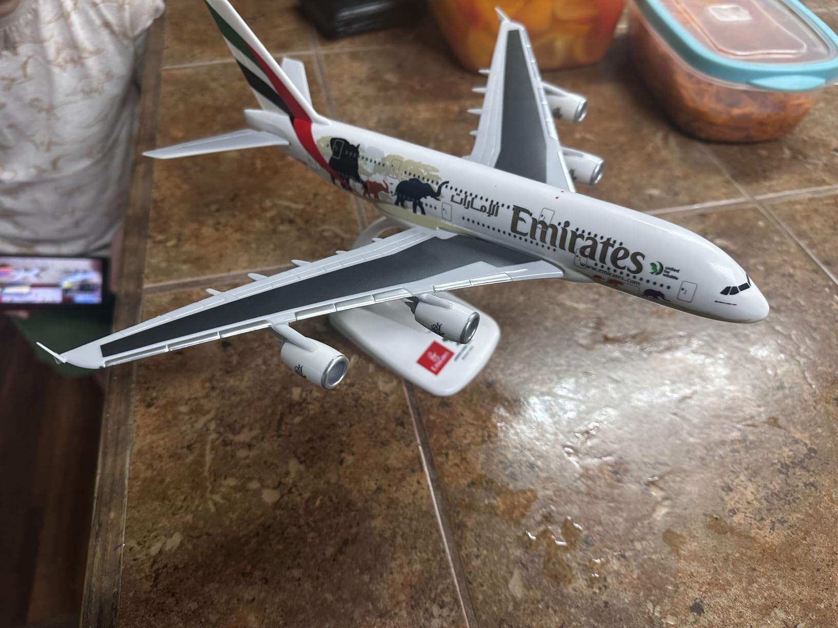 SnapFit Airplane Model Airbus A380 United for Wildlife No.2 Emirates | scale 1:250, detailed plastic aircraft with display stand customer photo 2
