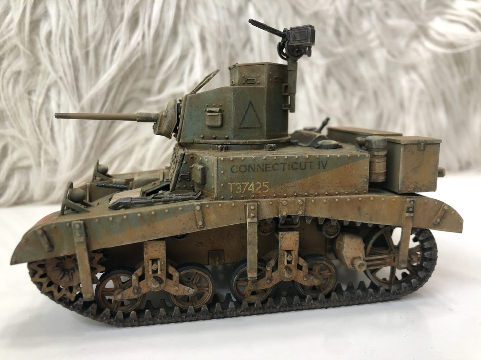 Airfix WWII M10 GMC 1:35 US Army Military Tank Plastic Model Kit A1360 customer photo 2