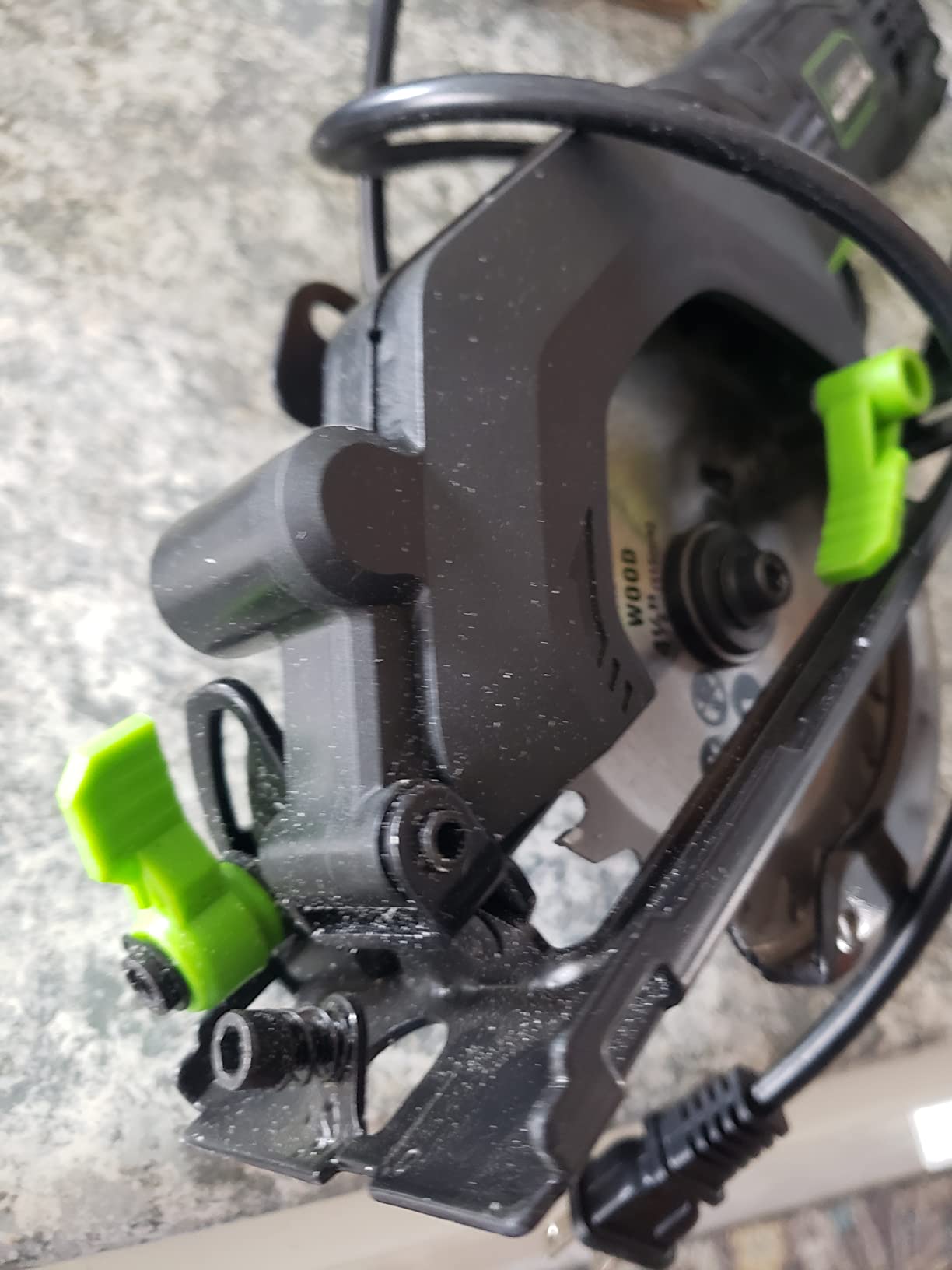 Genesis GCS445SE 4.0A 4-1/2-Inch Compact Circular Saw | 24T Carbide-Tipped Blade | 3,500 RPM | 45° Bevel | Depth Adjustment | Parallel Guide | Vacuum Adapter customer photo 2