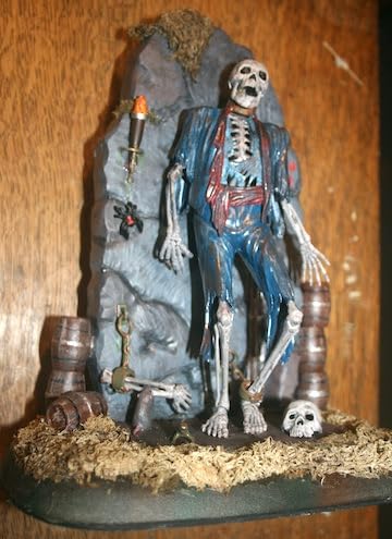 Aurora - 1:8 Scale Model Kit - The Forgotten Prisoner of Castel Mare Glow Edition customer photo 2