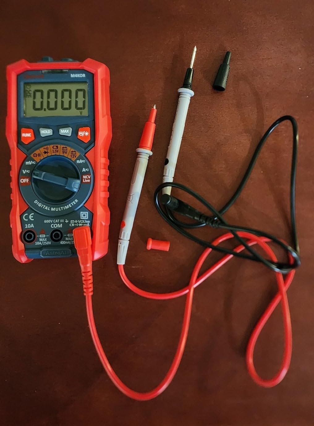 AstroAI Digital Multimeter, TRMS 4000 Counts, Auto-Ranging, Battery Test customer photo 1