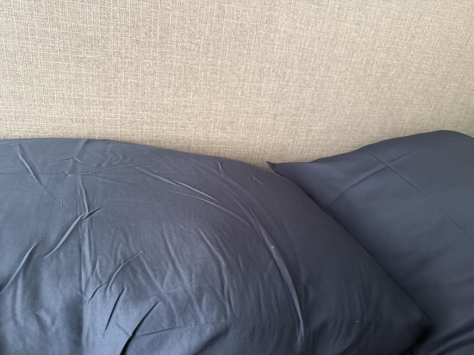 BEDELITE Cooling Pillow Cases Queen Size Set of 2, Rayon from Bamboo customer photo 2