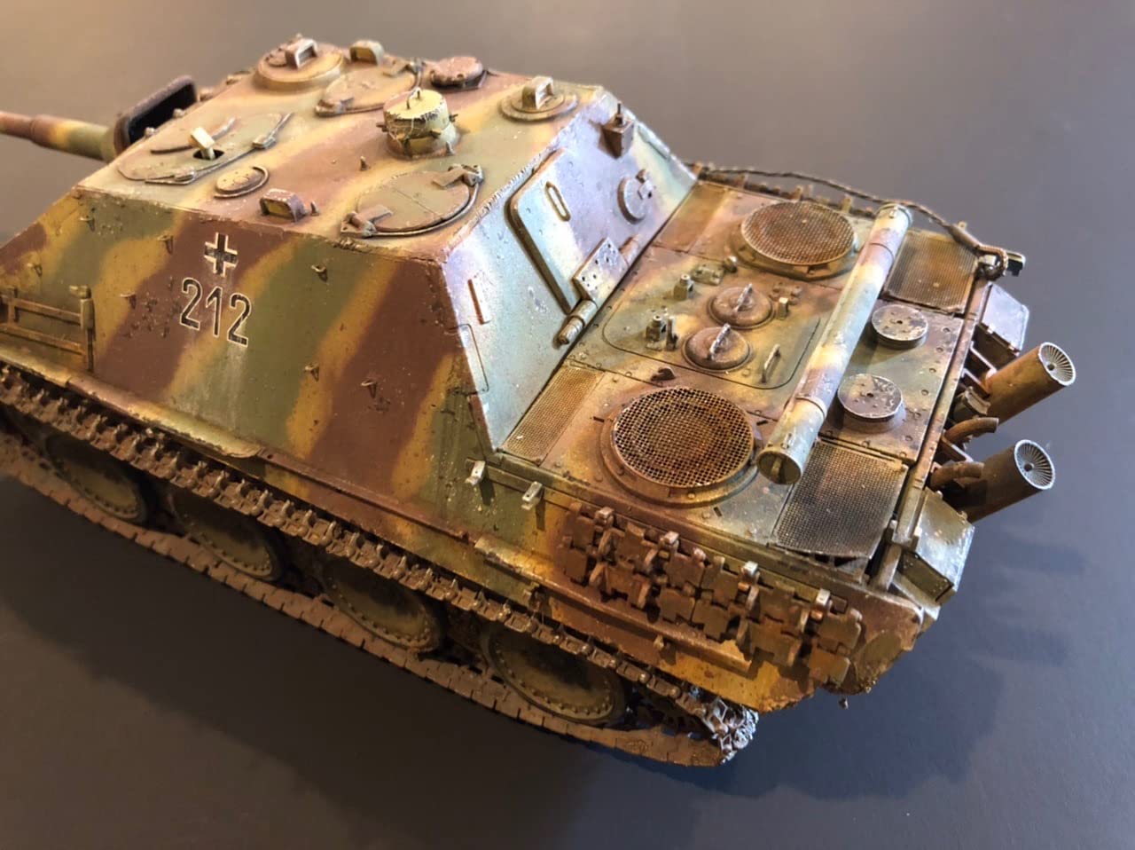 Meng 1/35 Scale German Tank Destroyer Sd.Kfz.173 Jagdpanther G1 - Plastic Model Building Kit # TS-039 customer photo 2