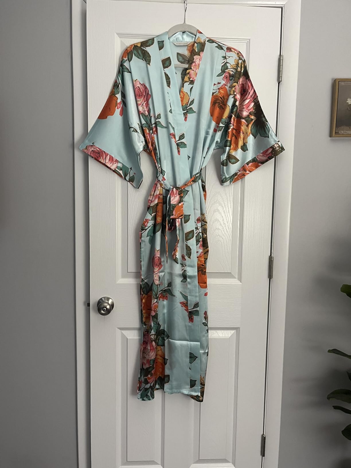 BABEYOND Satin Kimono Robes for Women Long Floral Lounge Wear with Pockets | Silky Fabric, Sash Tie Closure, Ankle Length, Peony Pattern, Beach Wear, Sleepwear, Dressing Gown, Lounge Clothing customer photo 1