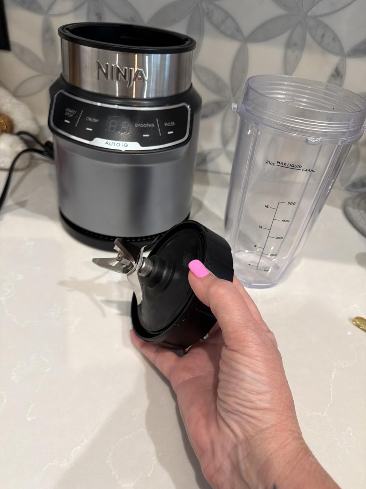 Ninja Nutri-Blender Pro with Auto iQ, 1100PW, (2) 24oz Cups, BN401 customer photo 1
