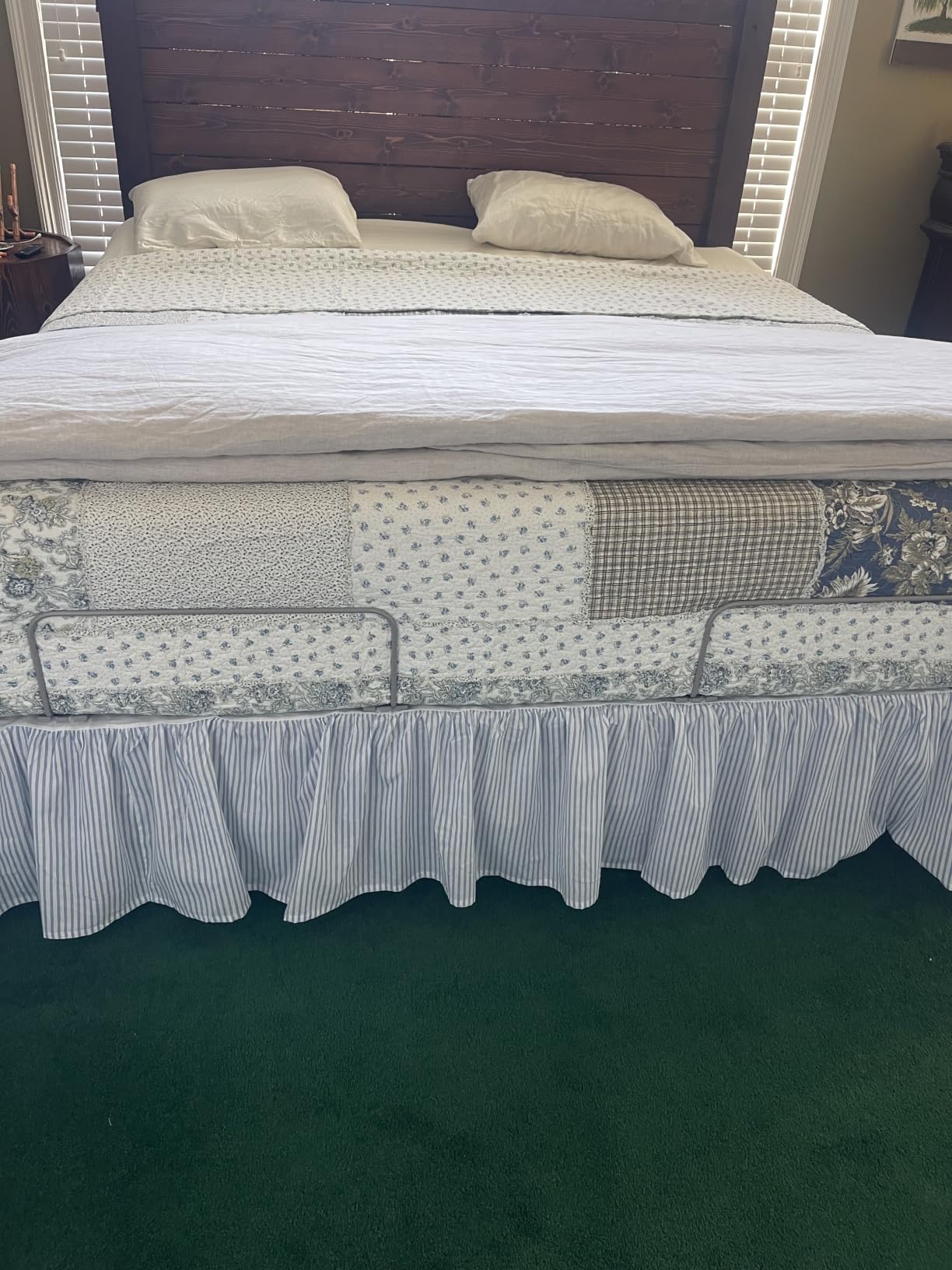 Laura Ashley - Queen Bedskirt, 100% Cotton Fabric with a Smooth and Lightweight Construction, 14.5